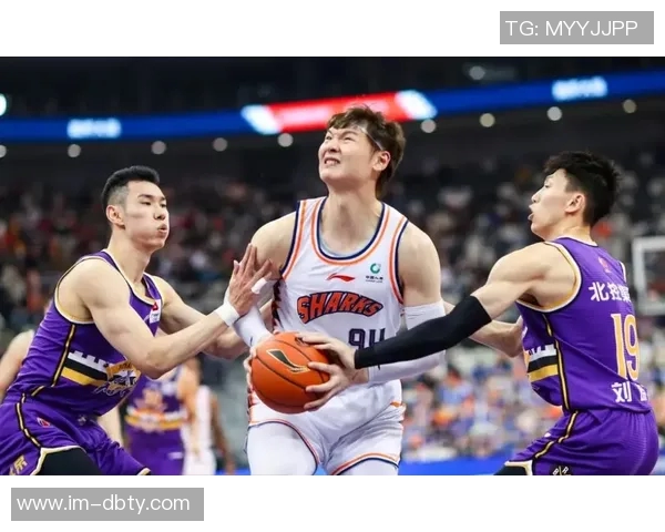 本赛季CBA场均出场时间榜揭晓贺希宁陆文博林庭谦位列前三